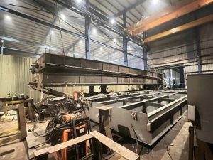 Gia công chi tiết, cụm chi tiết thành quầy miệng hầm hàng, hệ nắp hầm hàng tàu 30.000 T