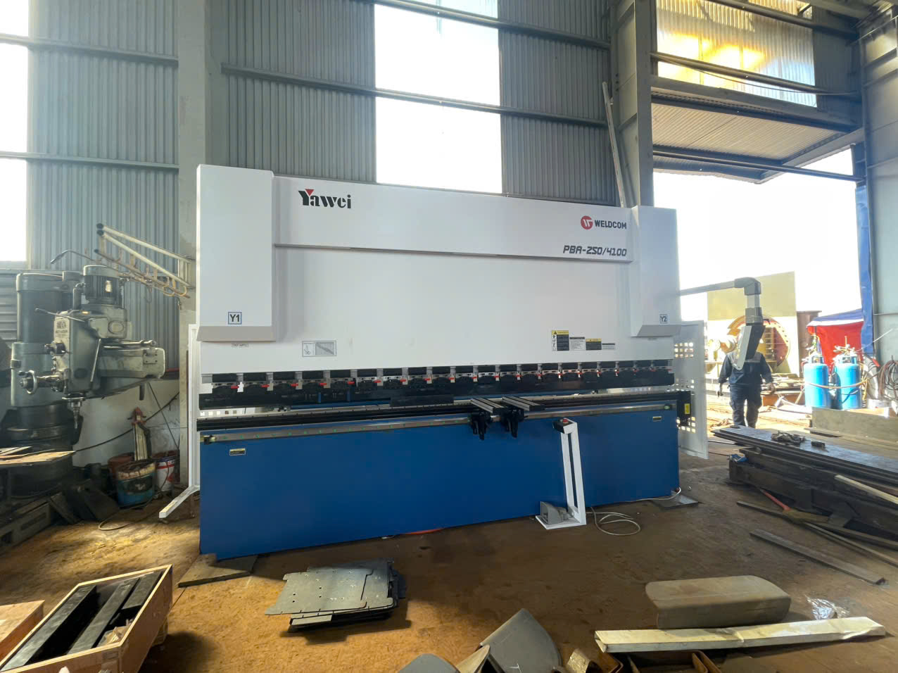 Giải pháp chấn CNC chính xác cao