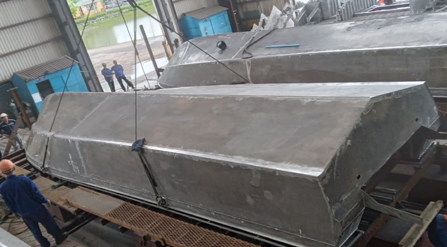 Thi công tàu vỏ nhôm và thiết bị vật liệu nhôm